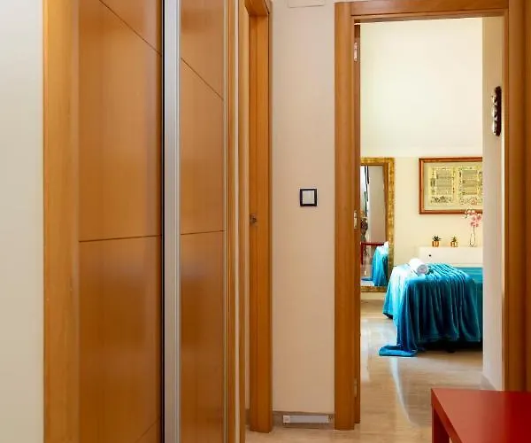 Apartament Caleta, Atico, 3 Frente Al Mar, By Bookindenia *