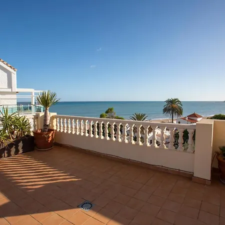Caleta, Atico, 3 Frente Al Mar, By Bookindenia Daire