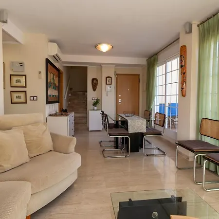 Caleta, Atico, 3 Frente Al Mar, By Bookindenia Apartment *