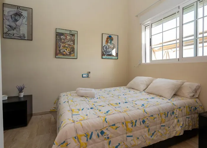 Caleta, Atico, 3 Frente Al Mar, By Bookindenia Дения