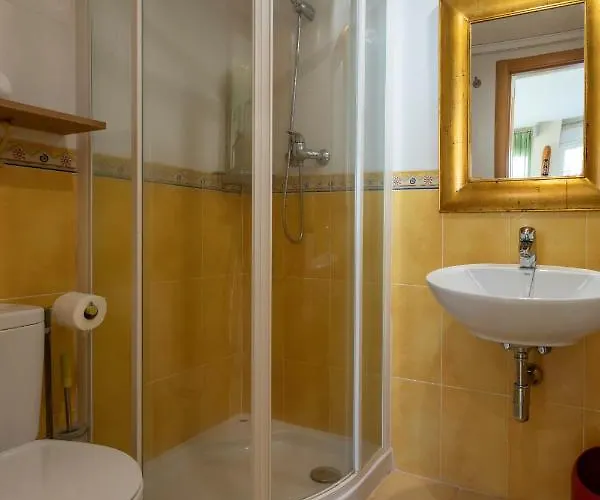 Caleta, Atico, 3 Frente Al Mar, By Bookindenia Διαμέρισμα